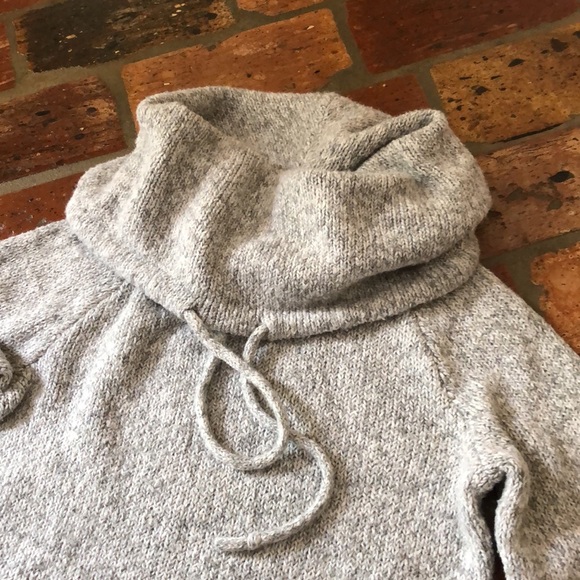 Eddie Bauer Cowl neck Gray Sweater szS - Picture 4 of 8